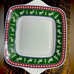 Wedgwood Nordica Green Christmas Reindeer pattern Sq cake plate
Qty 15